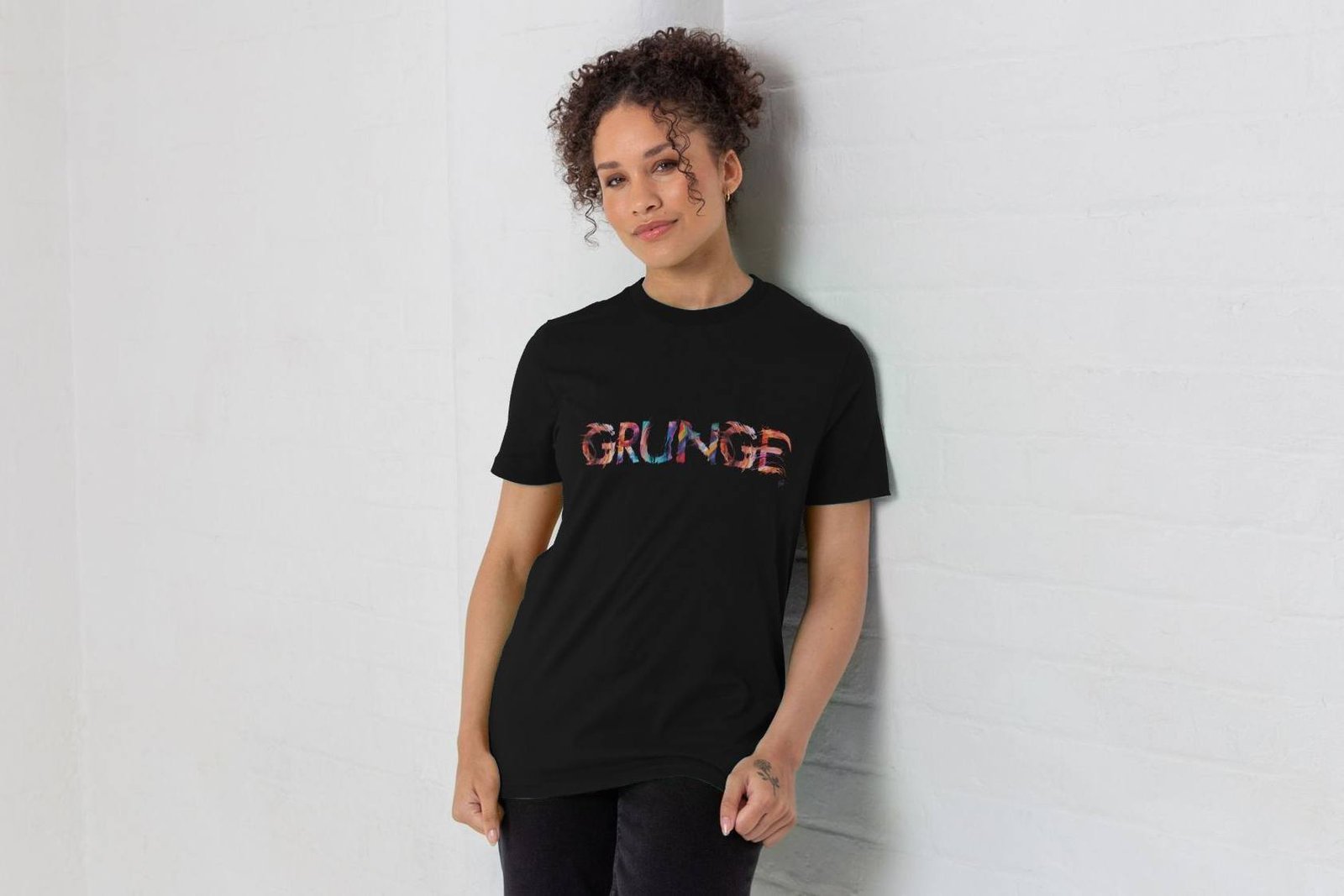 Grunge painted-style mens t-shirt - Image 5